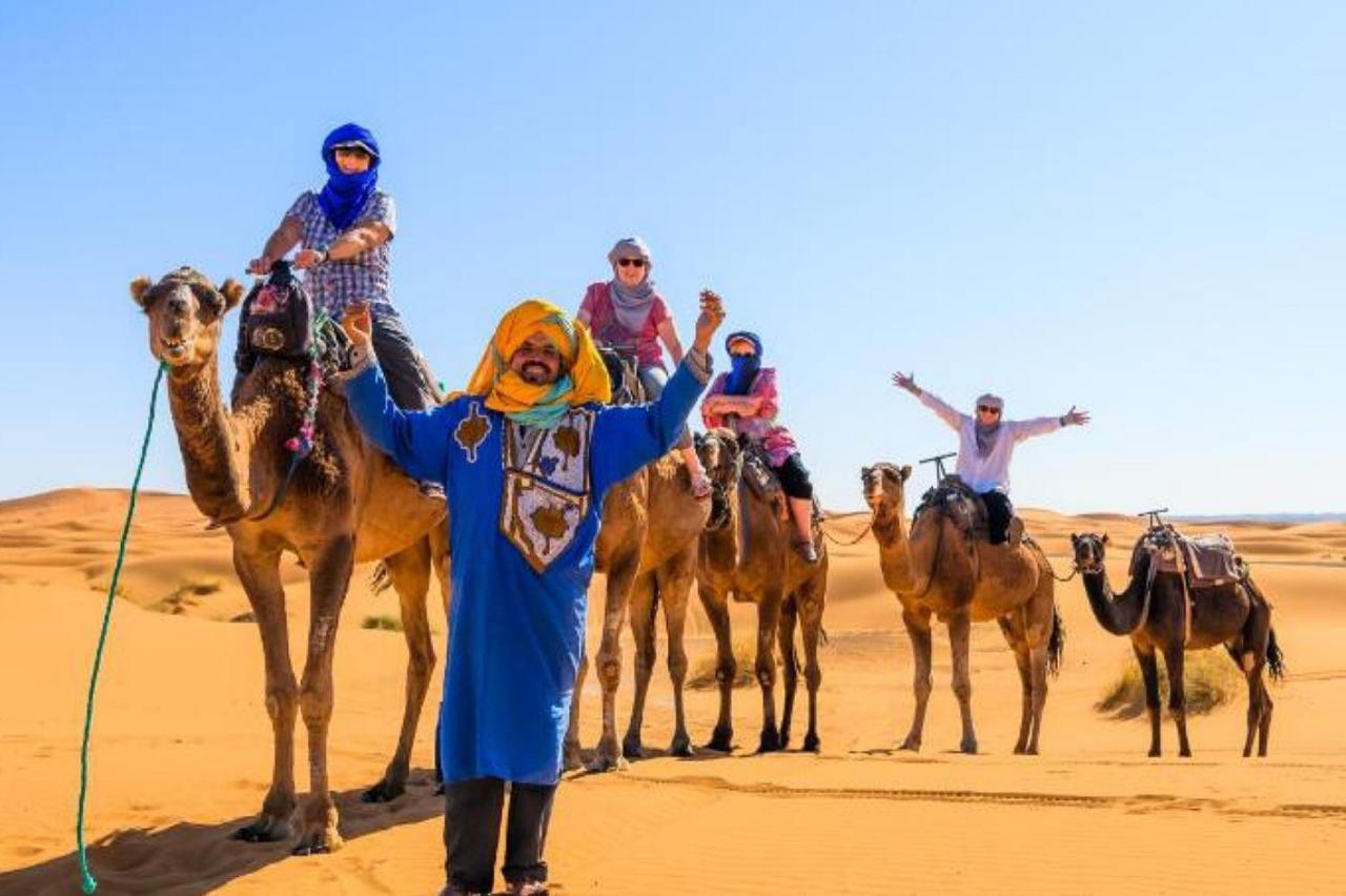 Roses Desert Camp Merzouga