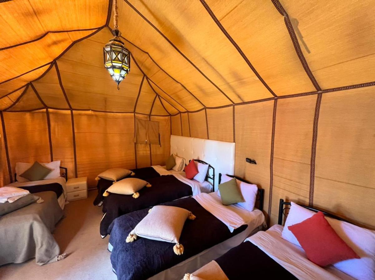 Roses Desert Camp