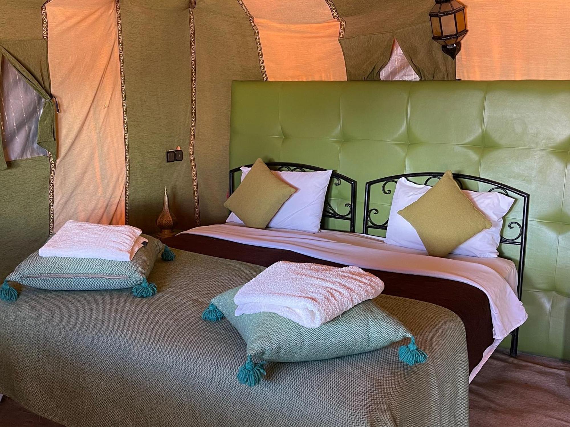 Roses Desert Camp Luxury tent Merzouga