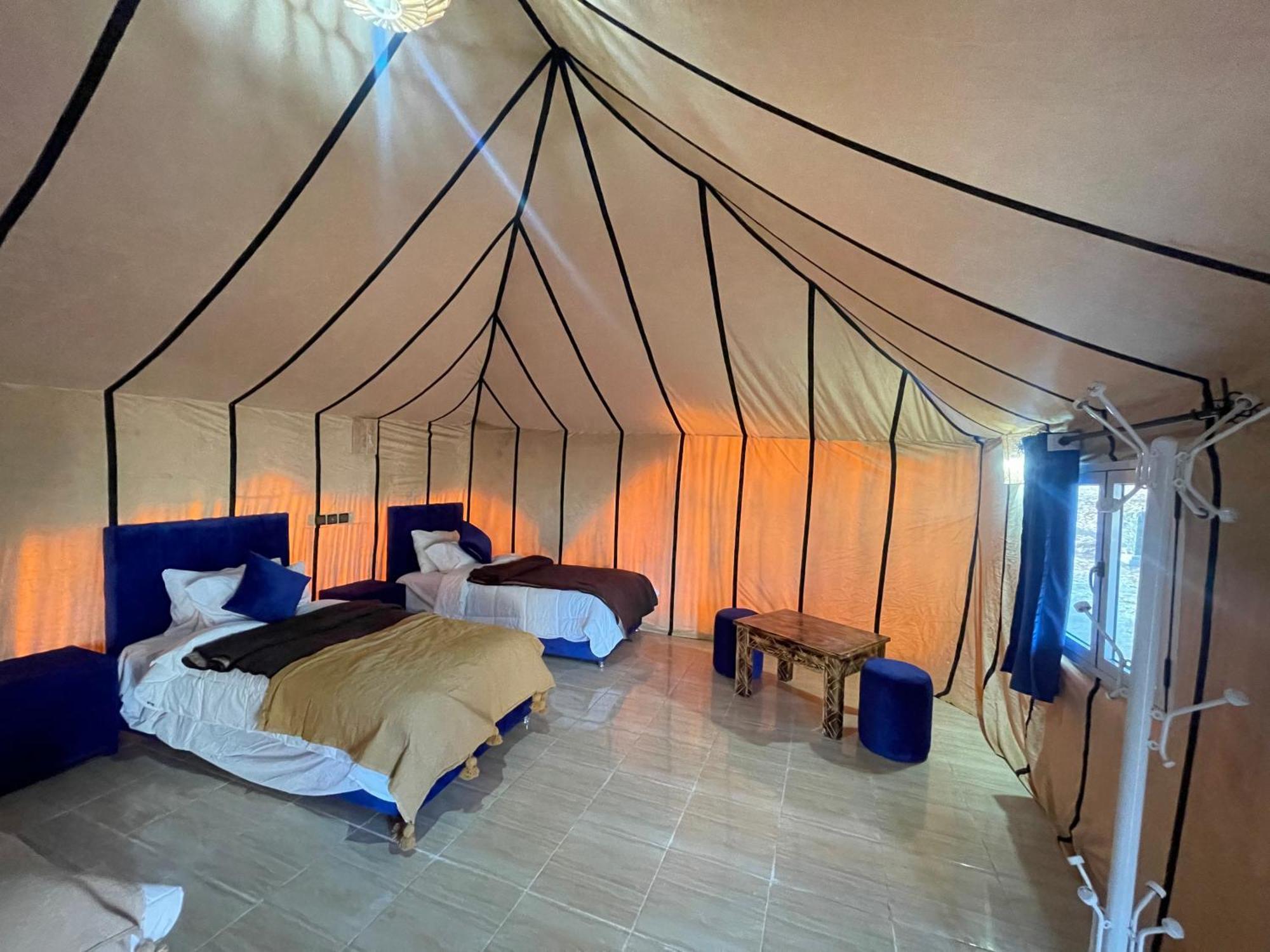 Roses Desert Camp 5*