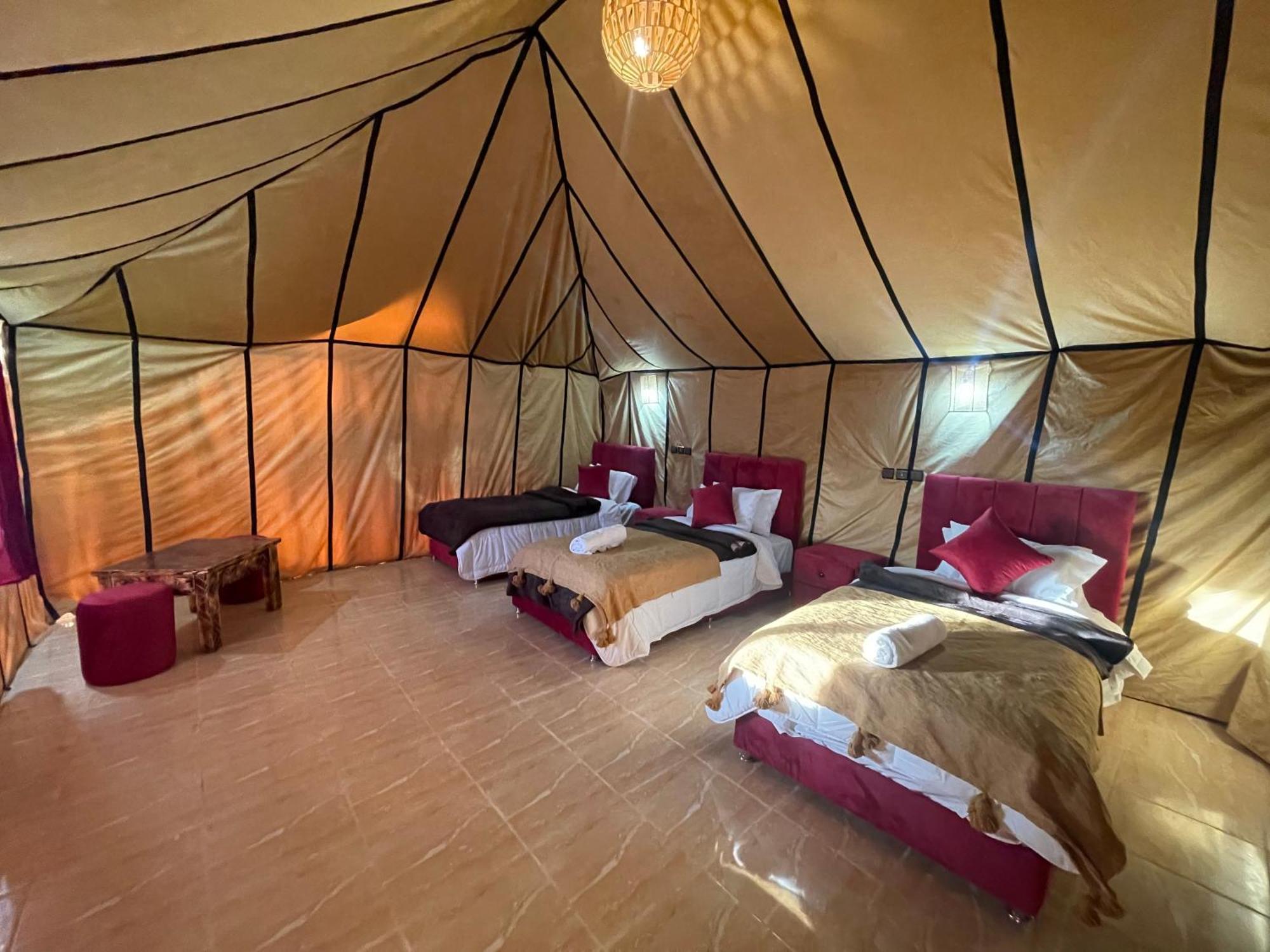 Luxury tent Roses Desert Camp
