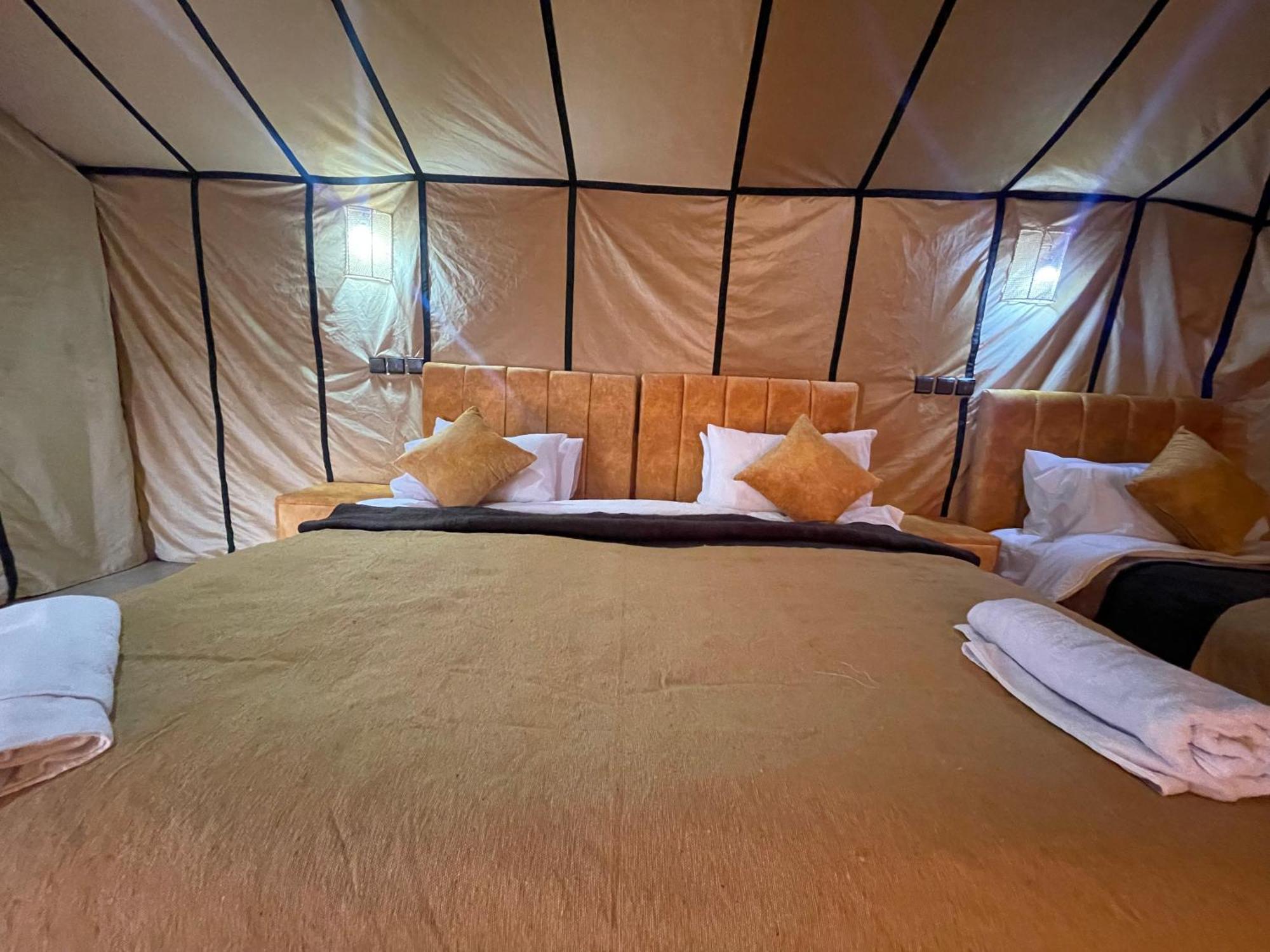 Luxury tent Roses Desert Camp 5*